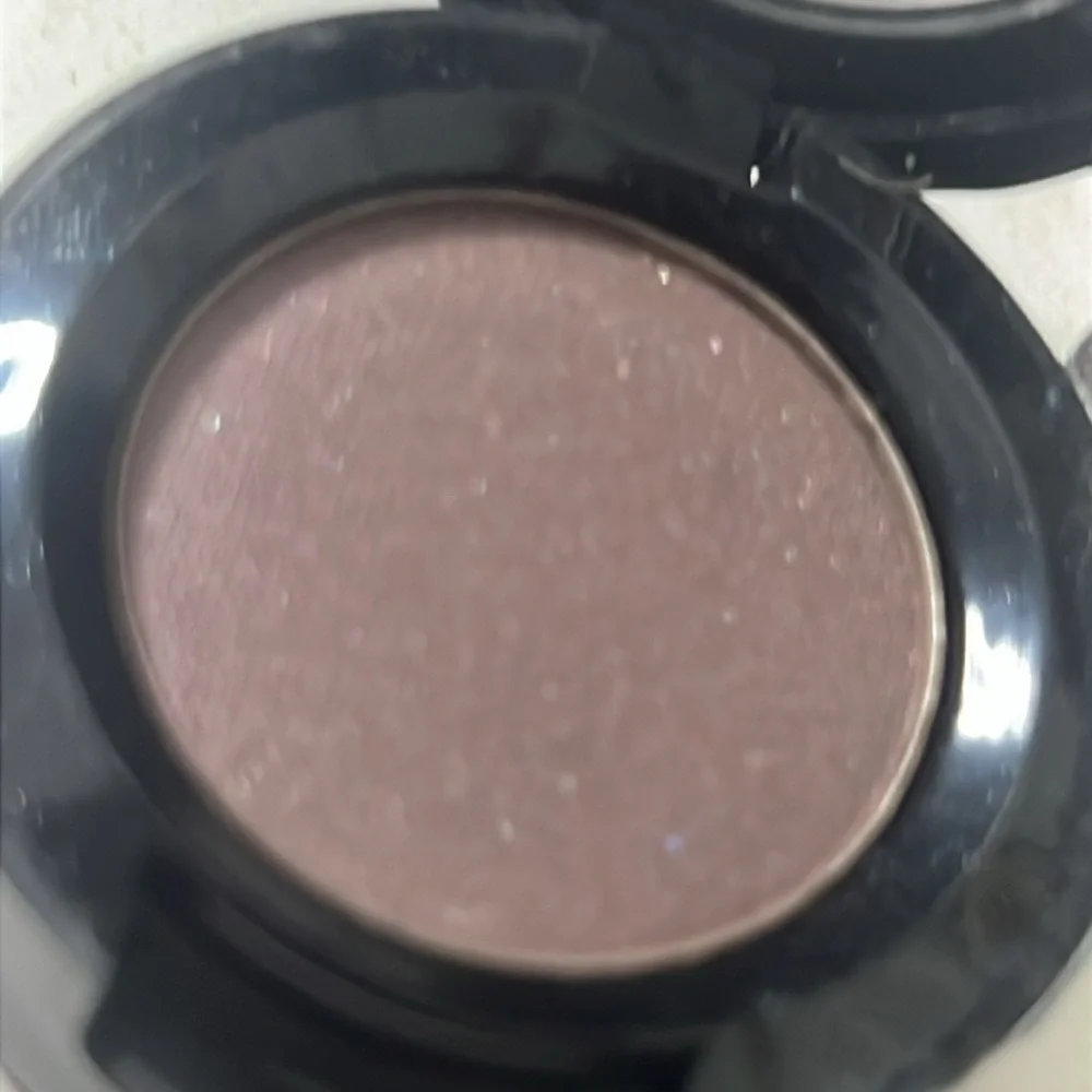 NYX HOT SINGLE EYESHADOW HS83 LOADED 0.053oz‎ 15g